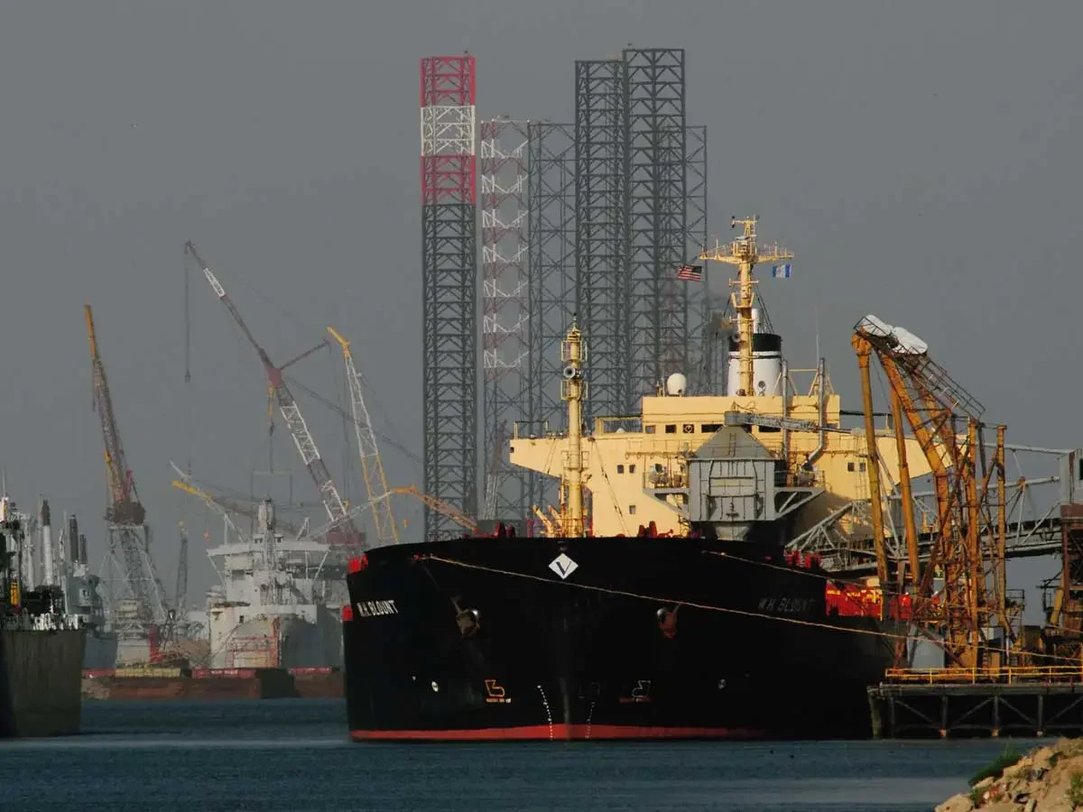 Large cargo ships in the channel